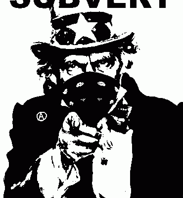 Image d'un Uncle Sam masqué en noir et blanc avec le mot SUBVERT au dessus.